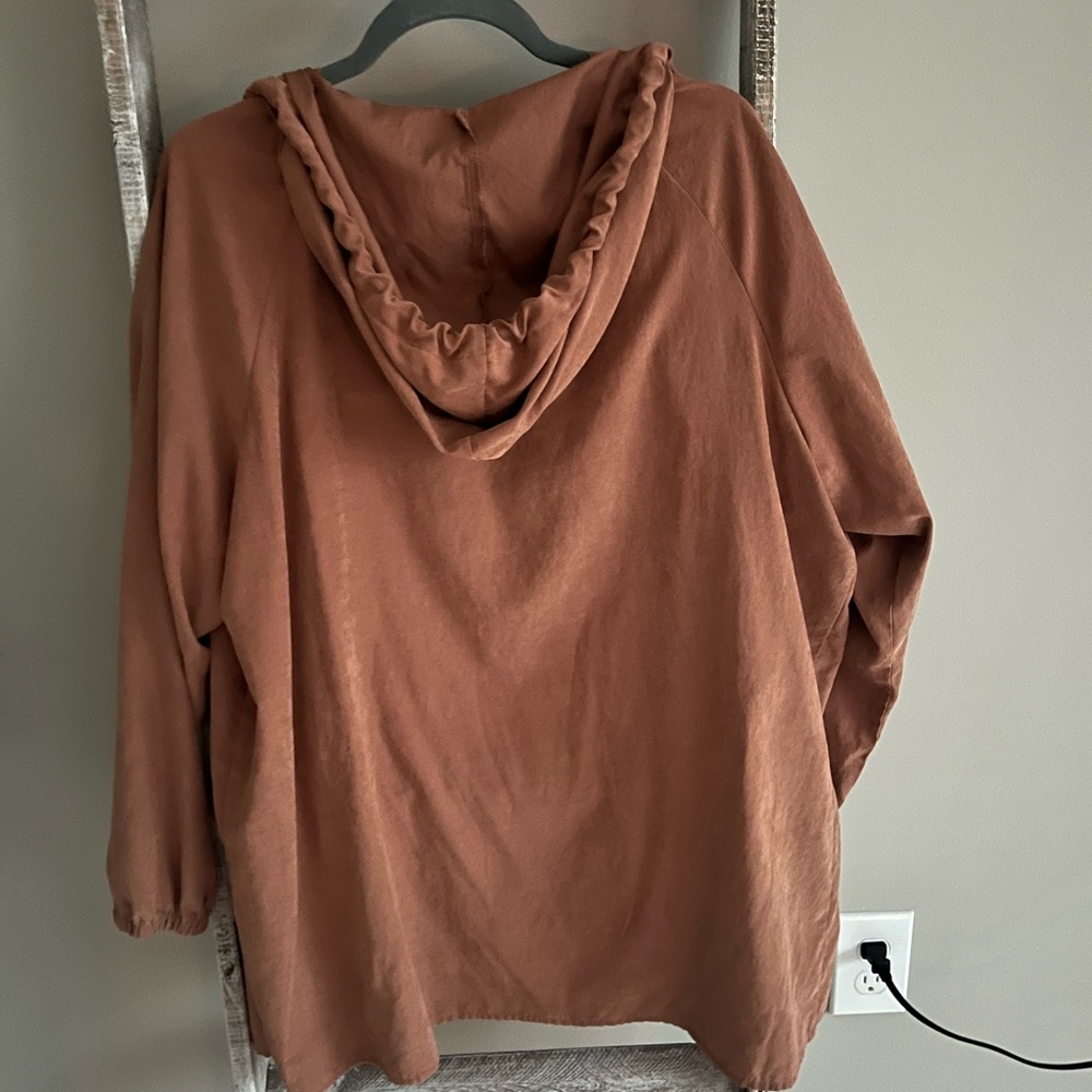 Lightweight Jacket - Picture 3 of 3